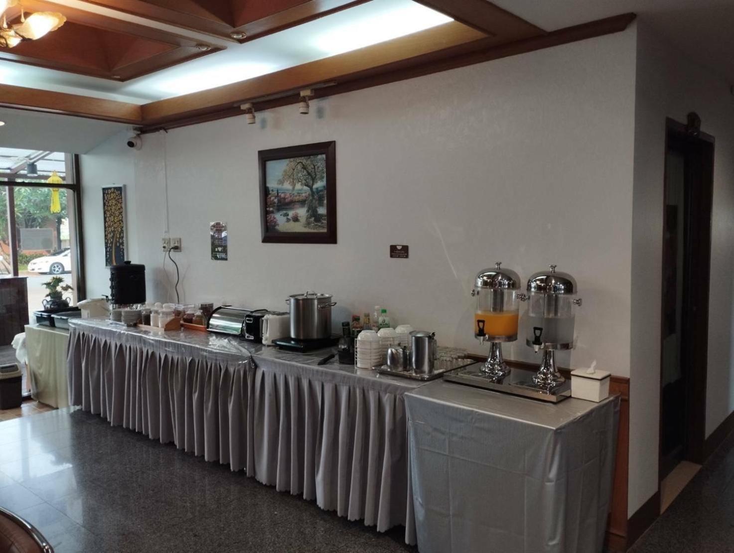 Areena Resort And Hotel Uttaradit Extérieur photo