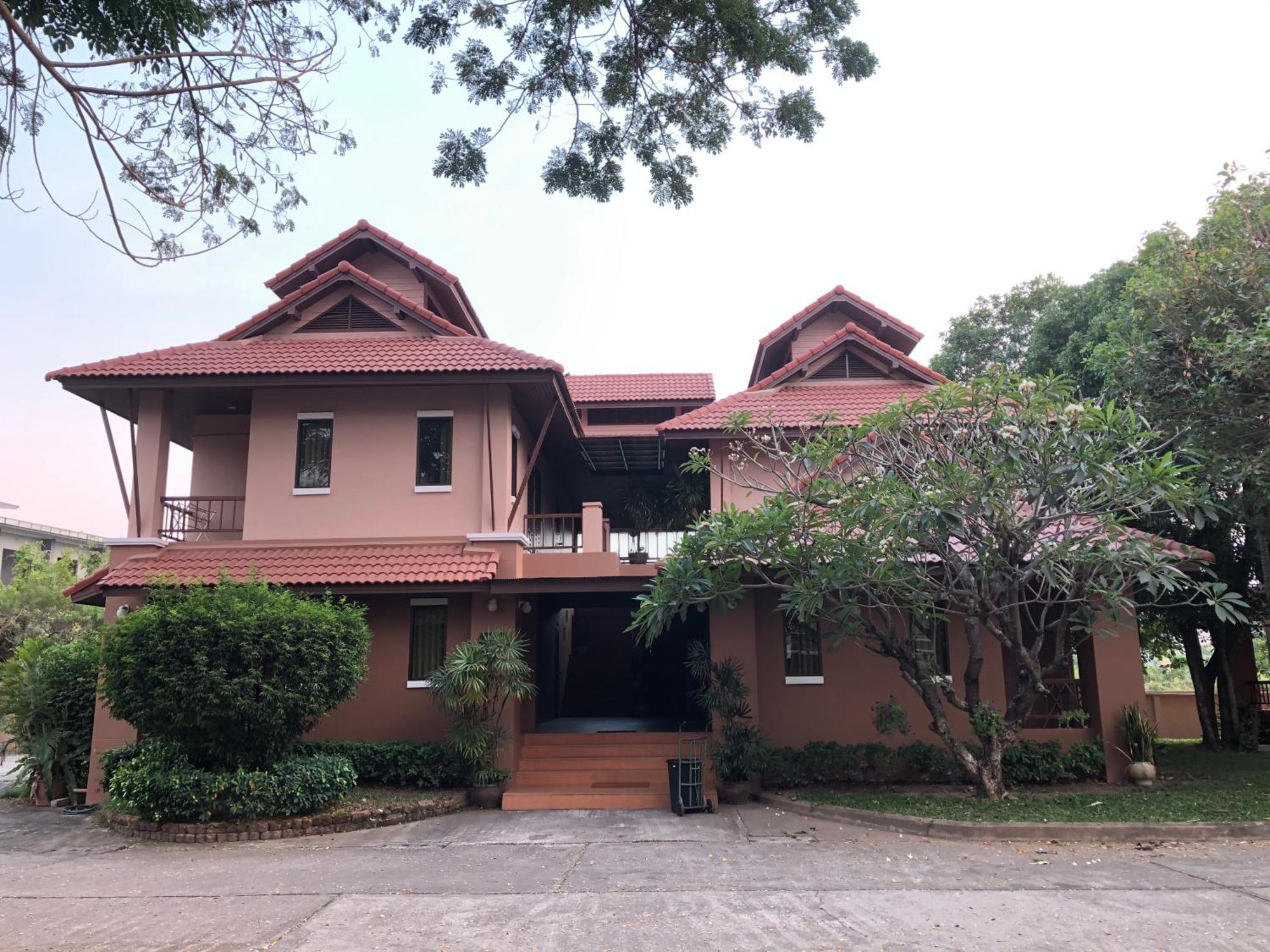 Areena Resort And Hotel Uttaradit Extérieur photo